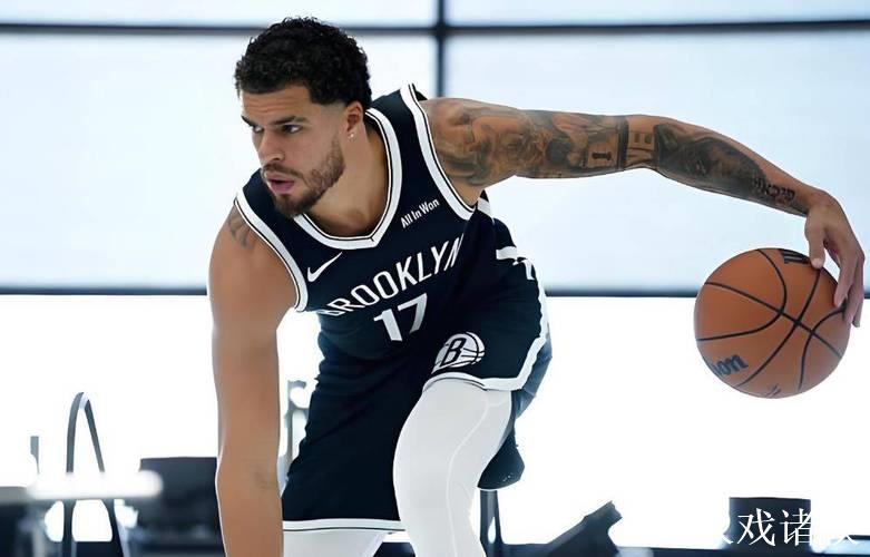 篮网9人得分上双大胜雄鹿45分，追平队史单场得分上双纪录