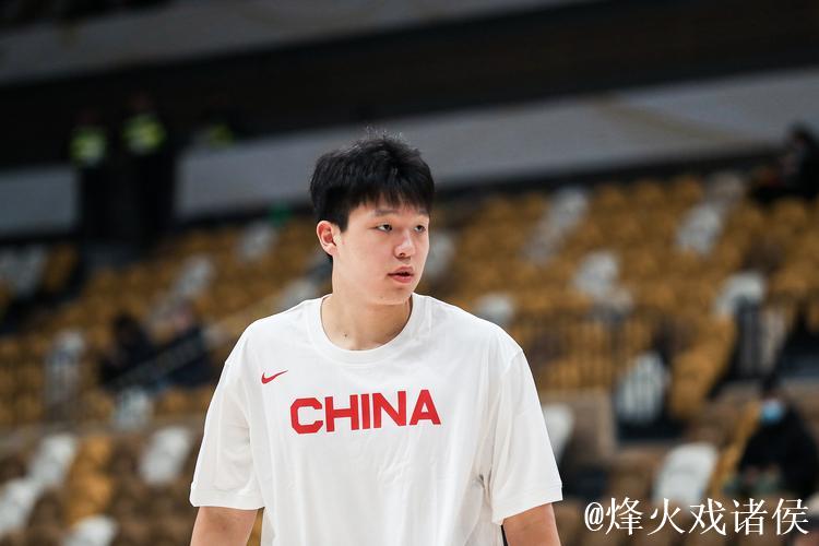 杨瀚森确认归队中国男篮 有望现身亚洲杯热身赛 杨瀚森确认归队中国男篮 有望现身亚洲杯热身赛